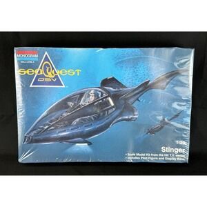 Vintage Monogram 1994- SeaQuest DSV Stinger Vehicle 1/20 Scale Model Kit Sealed
